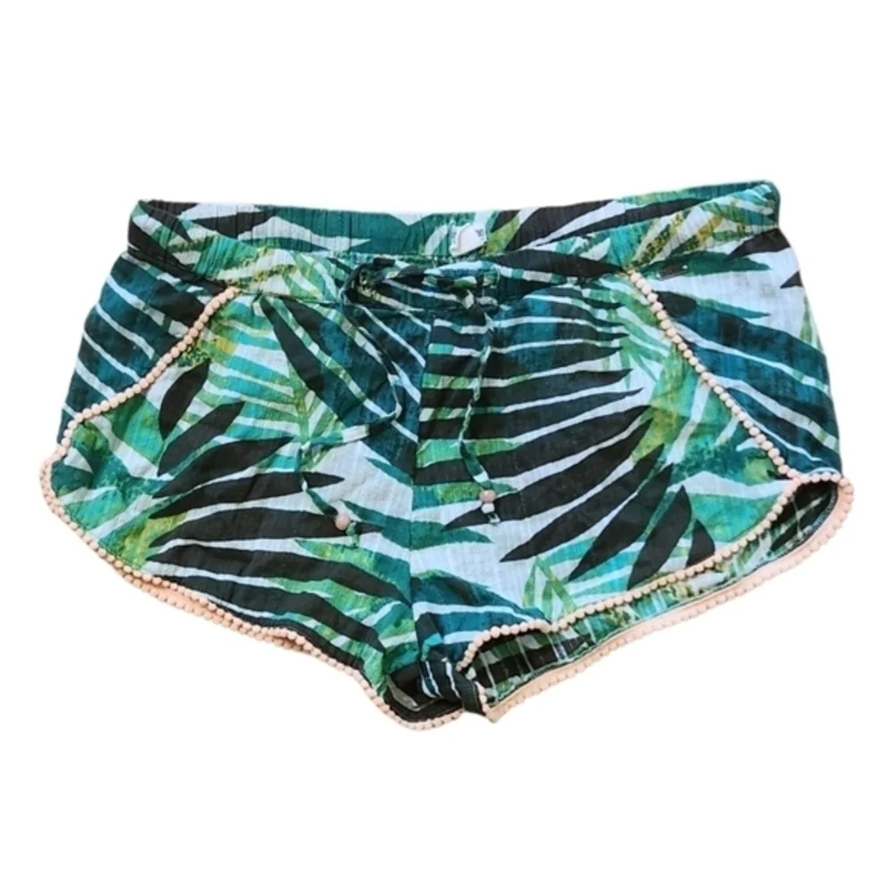 ROXY PALM LEAF SHORTS‎ M